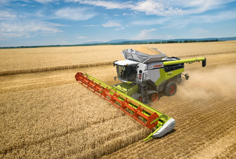 Claas Lexion 8900 - Top Biggest Combines in The World