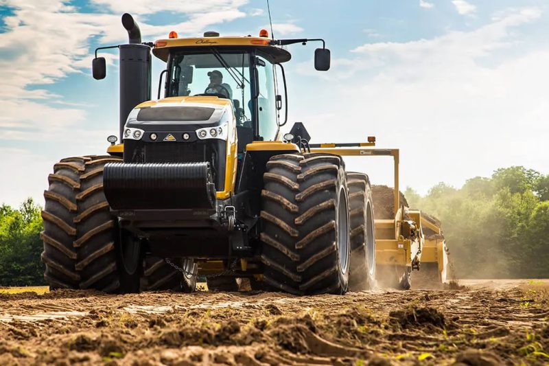 AGCO Challenger MT975E - The Biggest And Powerful AGCO Challenger Tractor