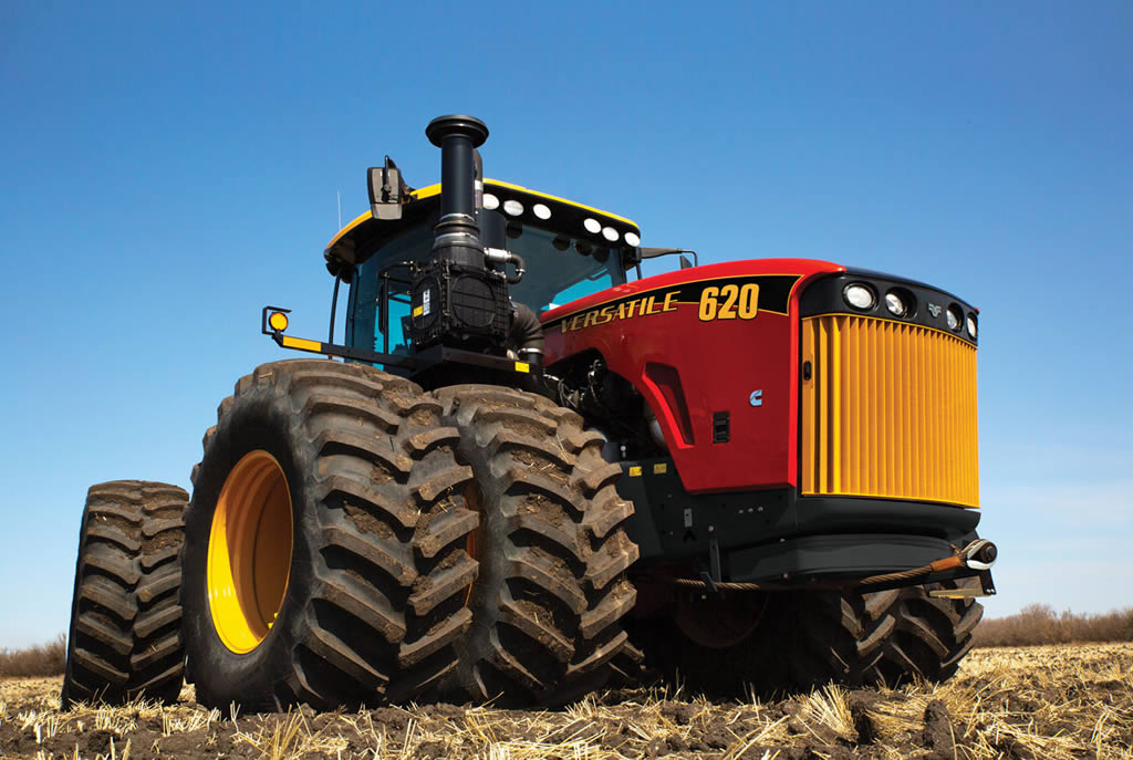 Versatile 4WD 620 - The Biggest And Powerful Versatile Tractor