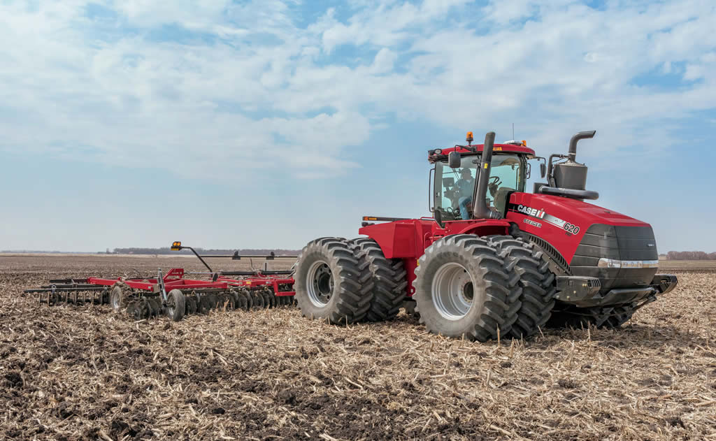 Case-Steiger-620-Heavy-Duty-Wheeled articulated tractor